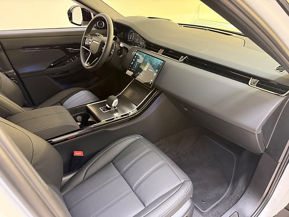 Land Rover Range Rover Evoque 16 of 23