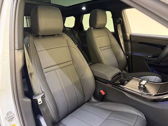 Land Rover Range Rover Evoque 17 of 23