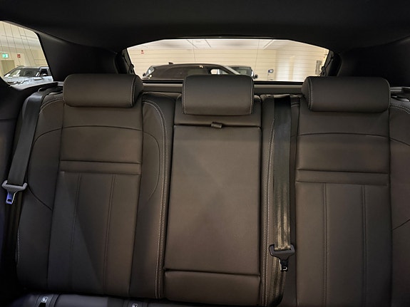 Land Rover Range Rover Evoque 18 of 23