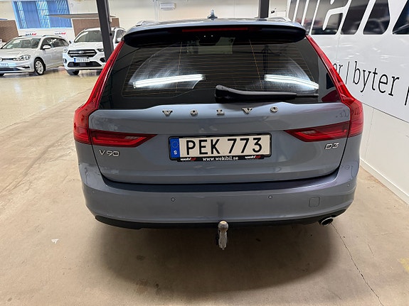 Volvo V90 4 of 5