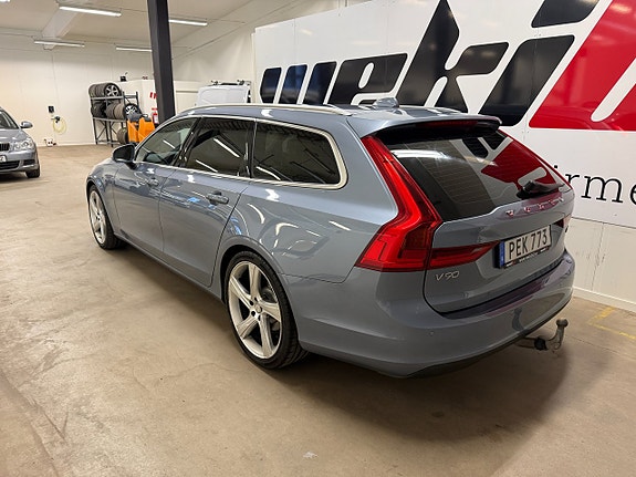 Volvo V90 3 of 5
