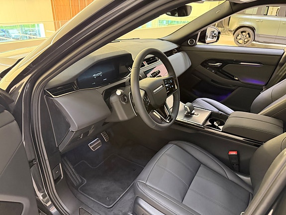 Land Rover Range Rover Evoque 8 of 22
