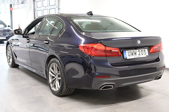 BMW 530d 4 of 5