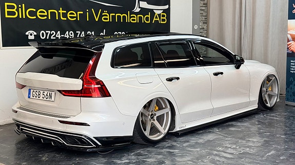 Volvo V60 13 of 19