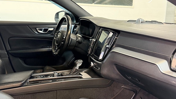 Volvo V60 19 of 19