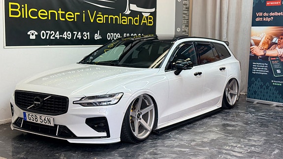 Volvo V60 3 of 5