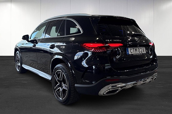 Mercedes-Benz GLC300 e 3 of 5