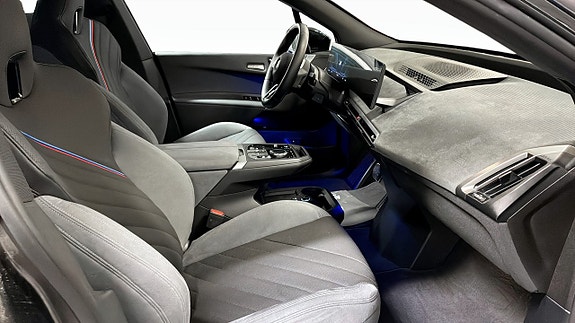 BMW iX 3 of 5