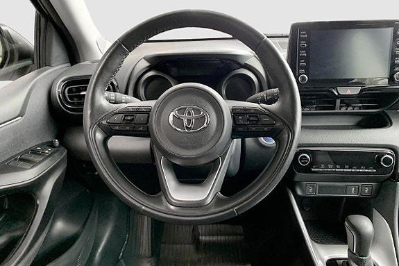 Toyota Yaris 11 of 12