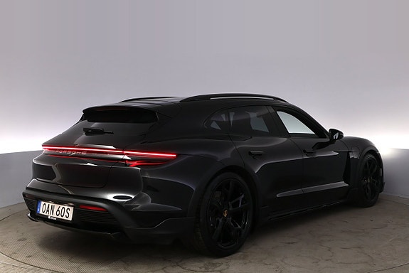 Porsche Taycan 5 of 5