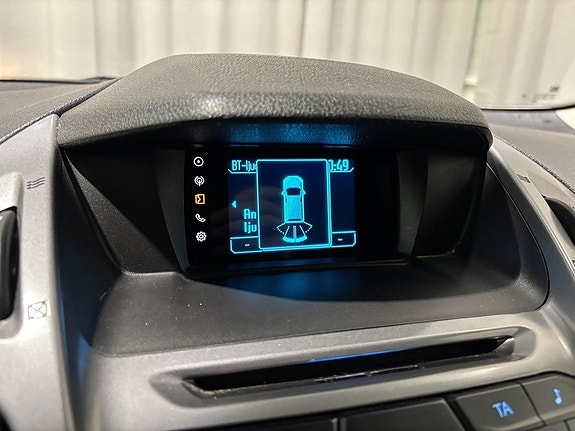 Ford Transit Connect 18 of 27
