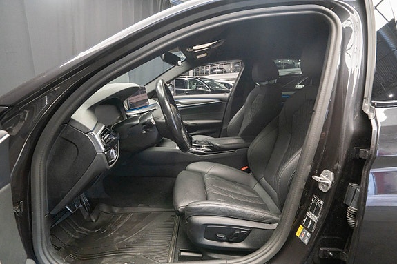 BMW 530e 18 of 27