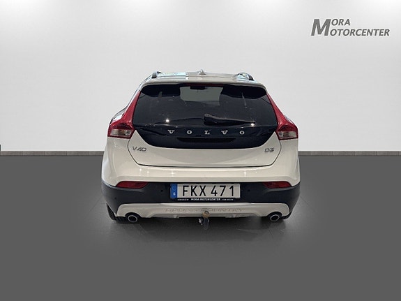 Volvo V40 Cross Country 5 of 5