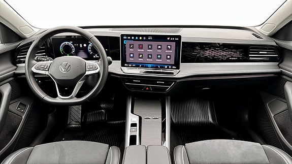 Volkswagen Passat 10 of 19