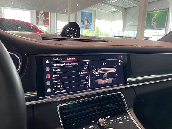 Porsche Panamera 4 16 of 20