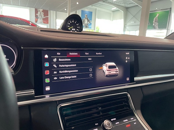 Porsche Panamera 4 15 of 20