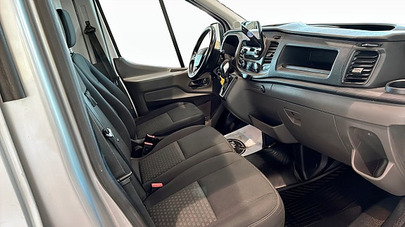 Ford Transit 3 of 5