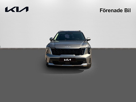 Kia Sorento 2 of 25