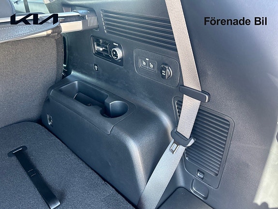 Kia Sorento 15 of 25