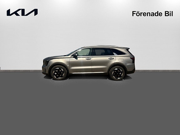 Kia Sorento 4 of 25