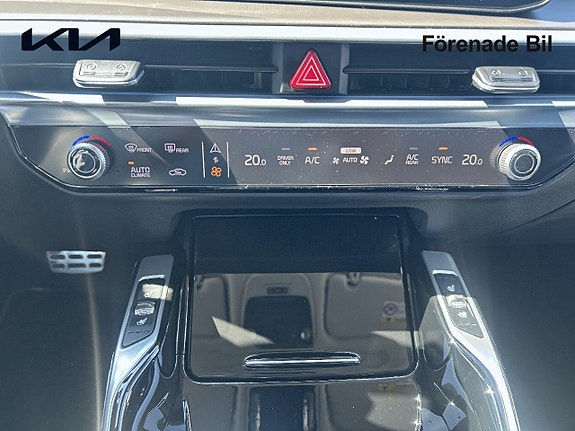 Kia Sorento 13 of 25