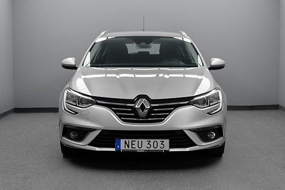 Renault Megane IV 3 of 5
