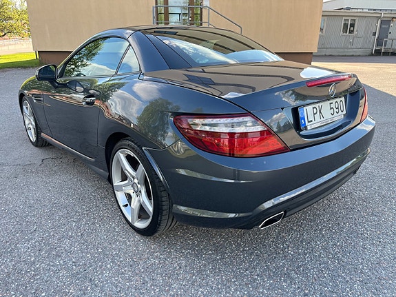 Mercedes-Benz SLK200 22 of 27