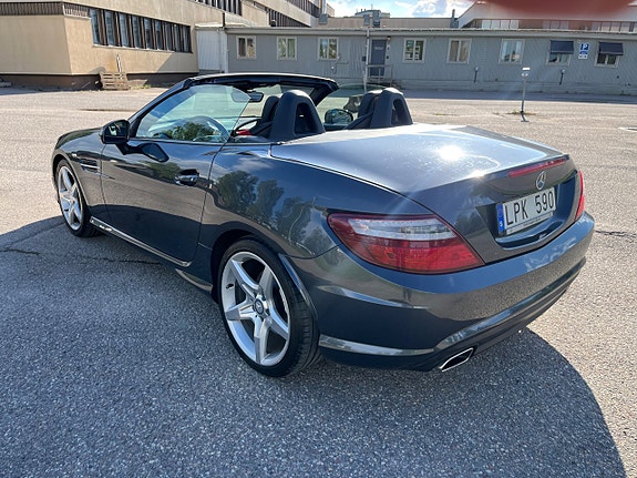 Mercedes-Benz SLK200 3 of 5