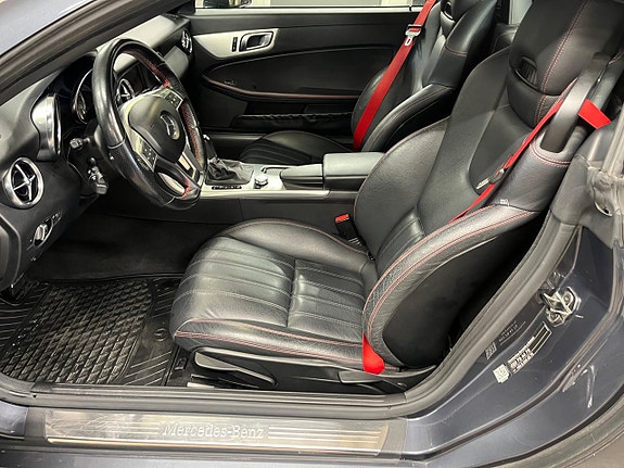 Mercedes-Benz SLK200 14 of 27