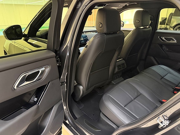 Land Rover Range Rover Velar 20 of 25