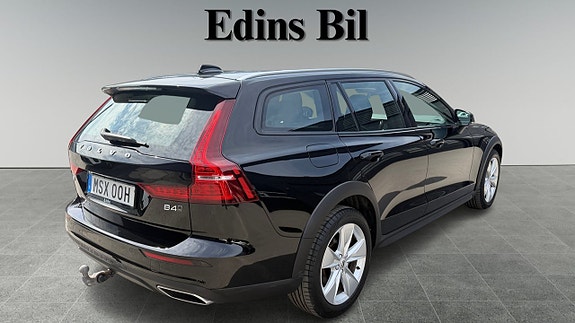 Volvo V60 Cross Country 10 of 10