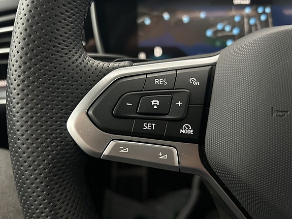 Volkswagen Touareg 26 of 27