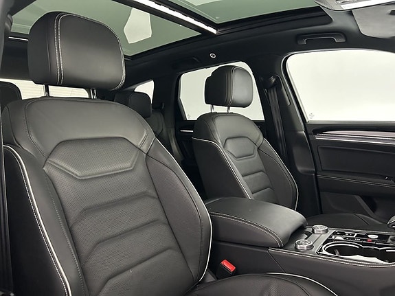 Volkswagen Touareg 20 of 27