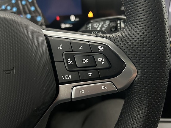Volkswagen Touareg 25 of 27