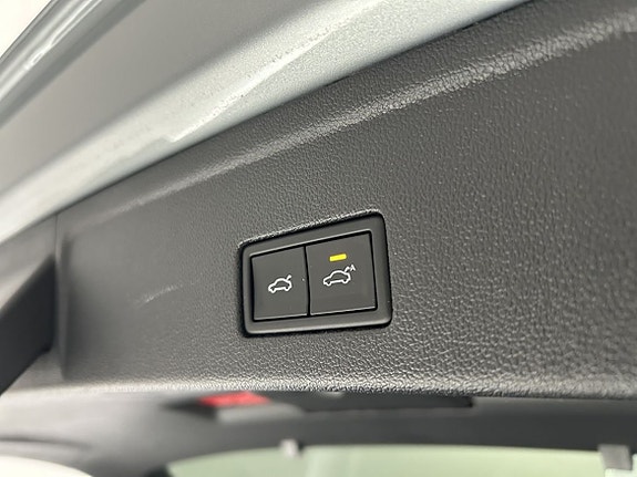 Volkswagen Touareg 15 of 27