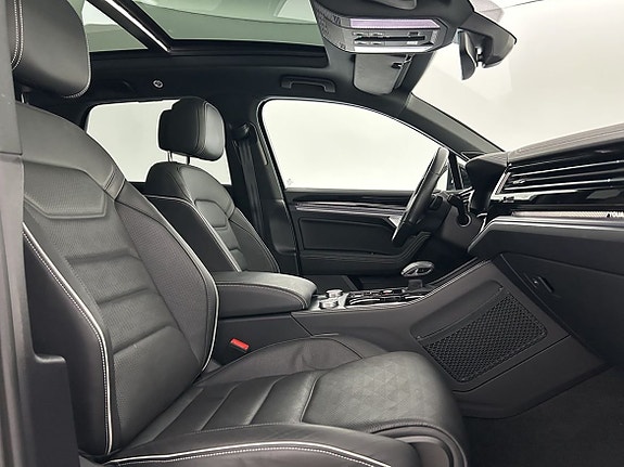 Volkswagen Touareg 19 of 27