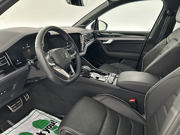 Volkswagen Touareg 9 of 27