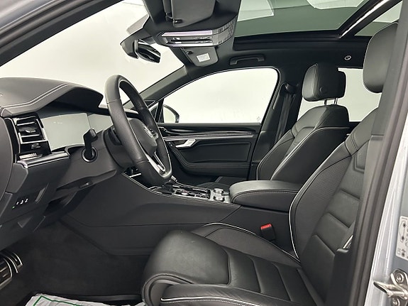 Volkswagen Touareg 8 of 27