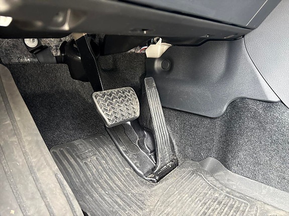 Lexus LBX 13 of 13