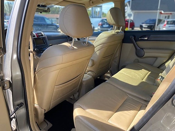 Honda CR-V 6 of 7