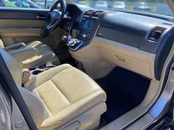 Honda CR-V 7 of 7