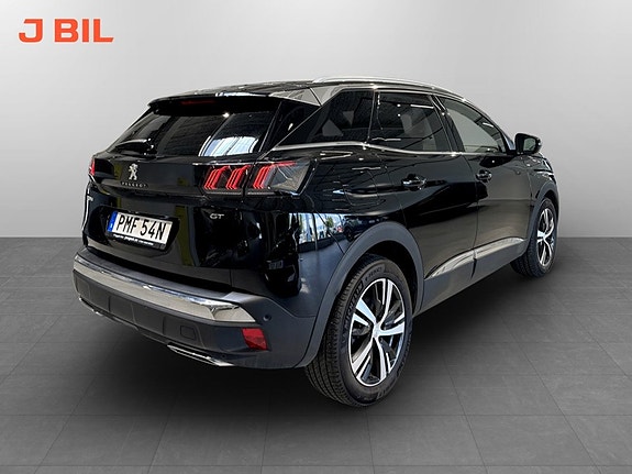 Peugeot 3008 3 of 5