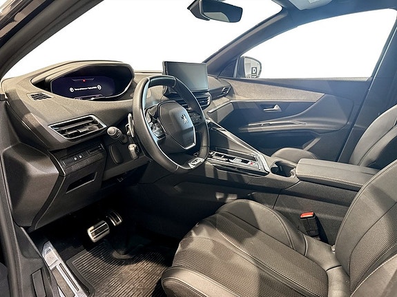 Peugeot 3008 4 of 5