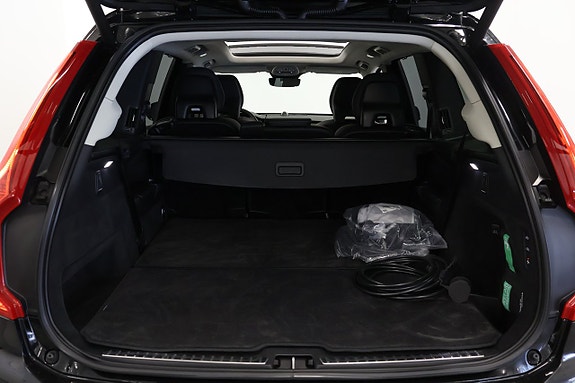 Volvo XC90 28 of 30