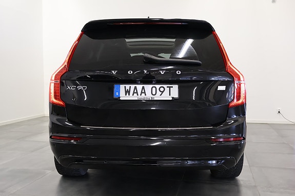 Volvo XC90 6 of 30