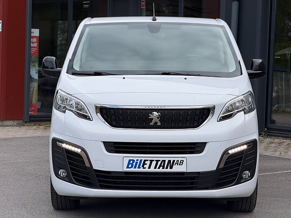 Peugeot Traveller 3 of 5