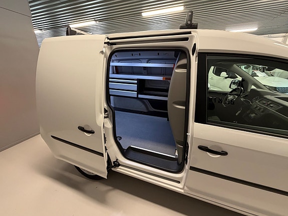 Volkswagen Caddy 16 of 21