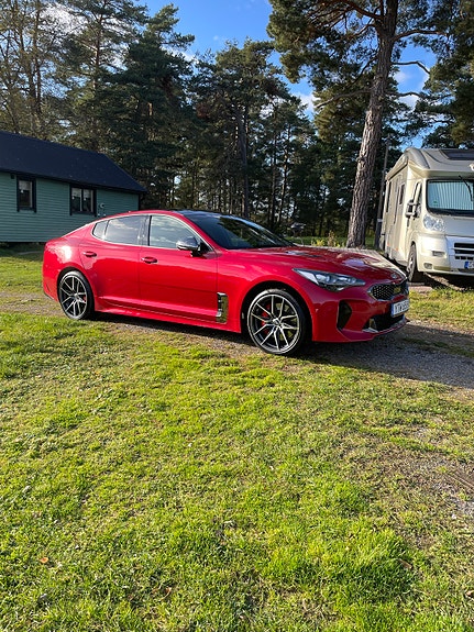 Kia Stinger 3 of 6