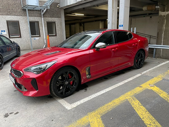 Kia Stinger 4 of 6
