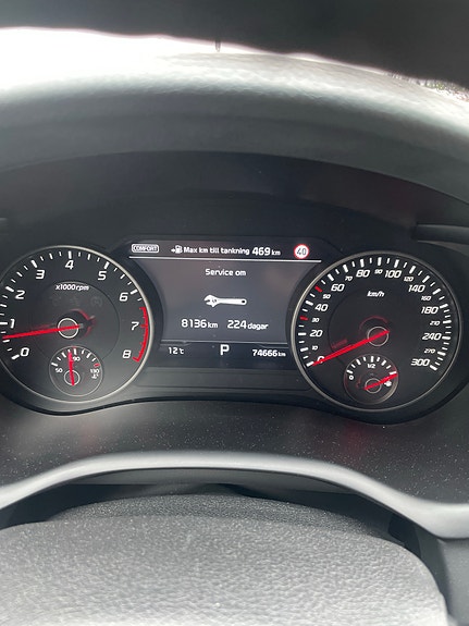 Kia Stinger 6 of 6
